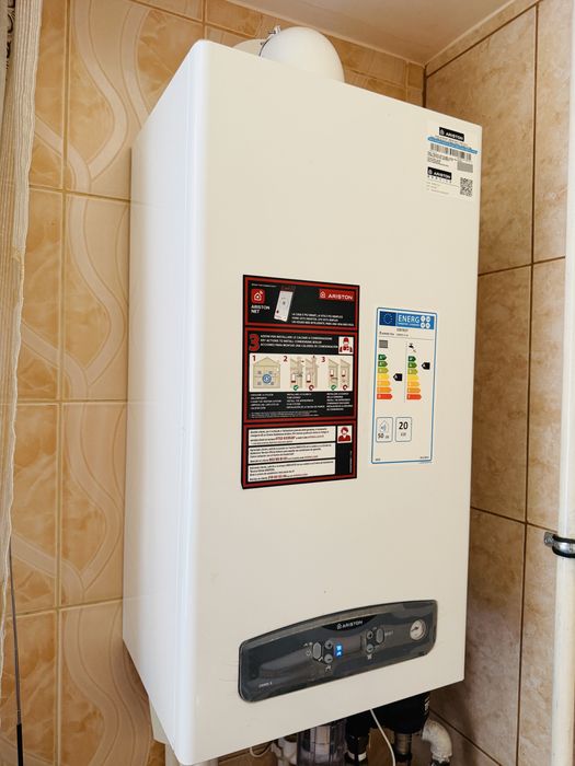 Vand apartament 2 camere