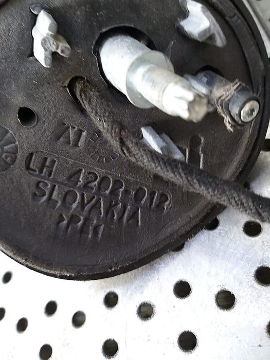 Oglinda electrica stanga ford fiesta 6 cb1 ccn 4202012
