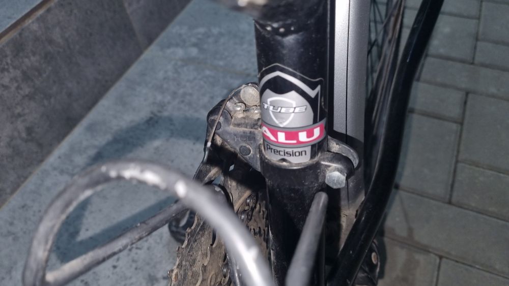 Vând bicicleta de femei