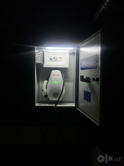 Elektrocar Zaryadka ustanovka