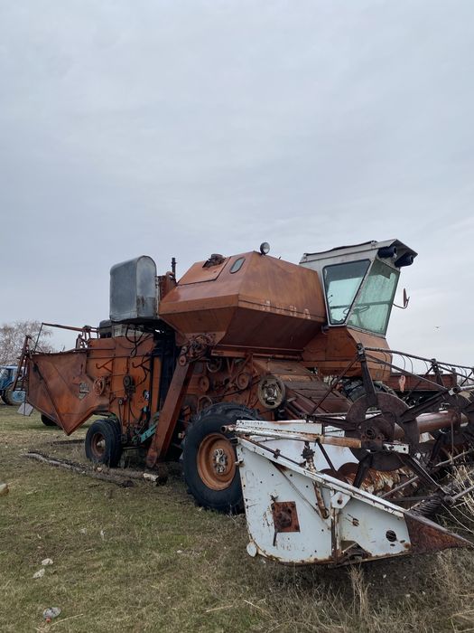 Продам комбайн в рабочем состоянии