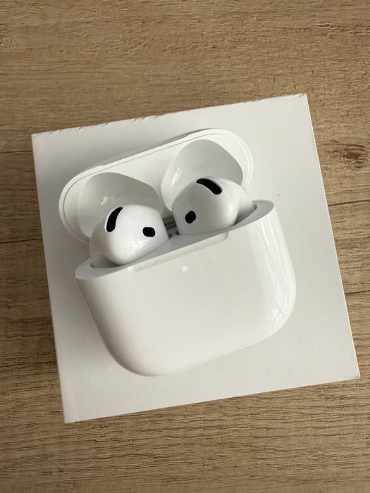 Apple AirPods 4 Gen Active Noise Cancellation