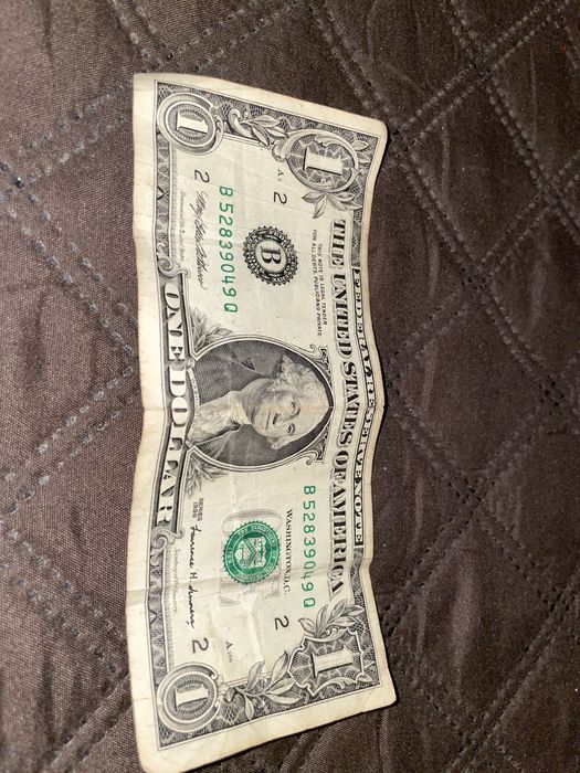 Bancnota 1 $ dolar 1999 , altele sunt 2000 Ron la vanza