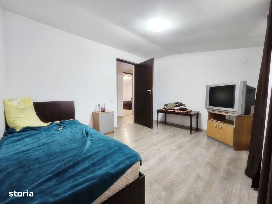 Casa pentru 2 familii|teren generos 1000mp