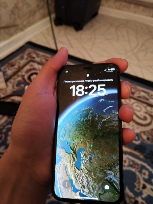iPhone 12 mini  в хорошем состаяни