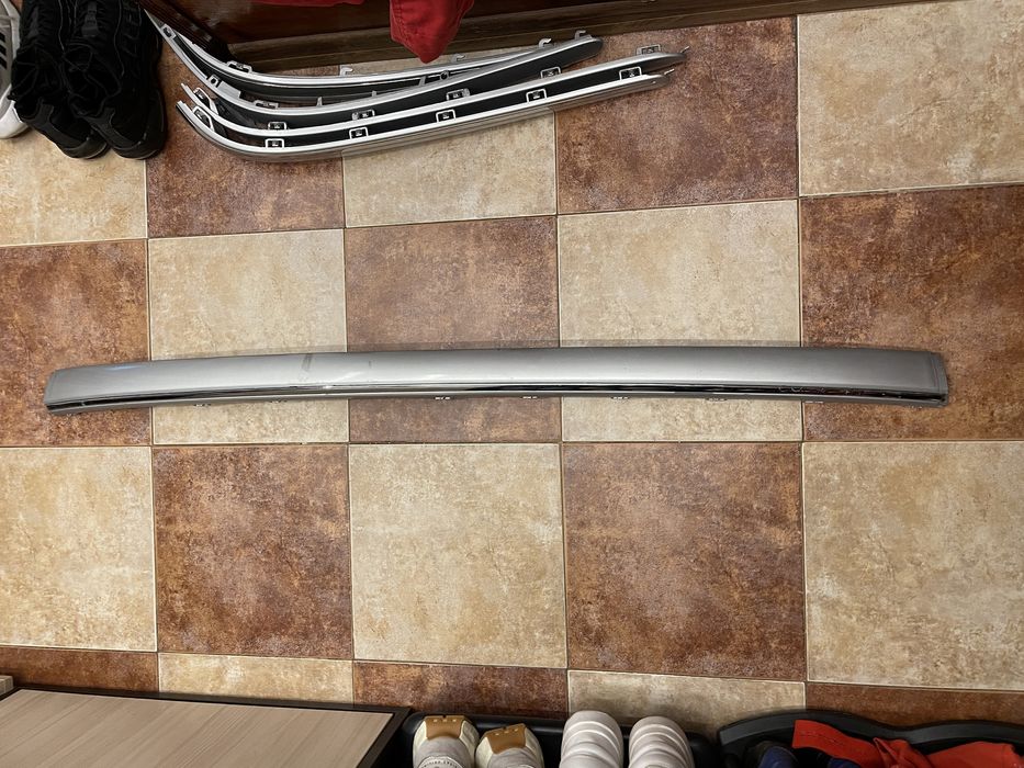 Лайсни от броня за Мерцедес Е 270