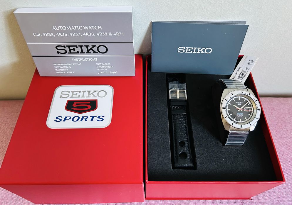 SEIKO 5 Sports Pepper Limited Edition