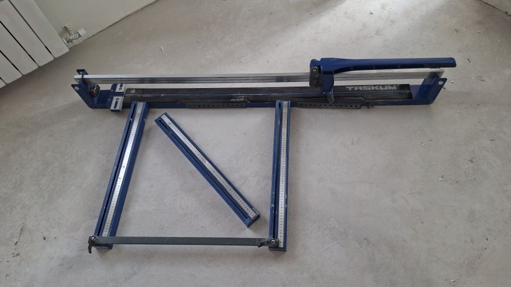 Плиткорез Taskum