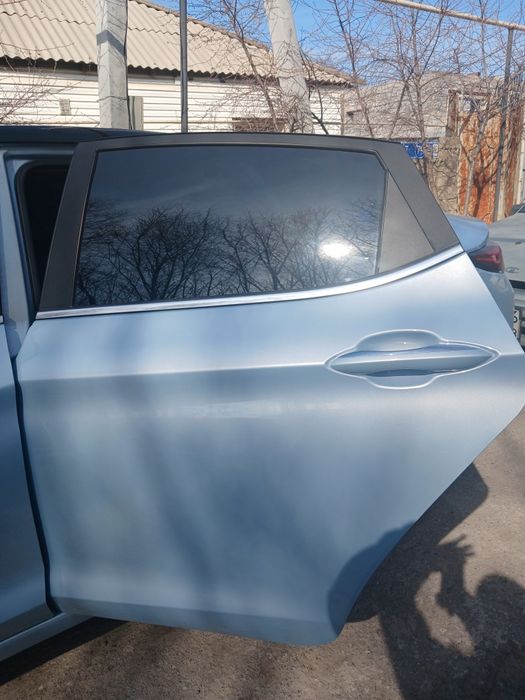 Дверь правая передняя на JAC  j7 plus