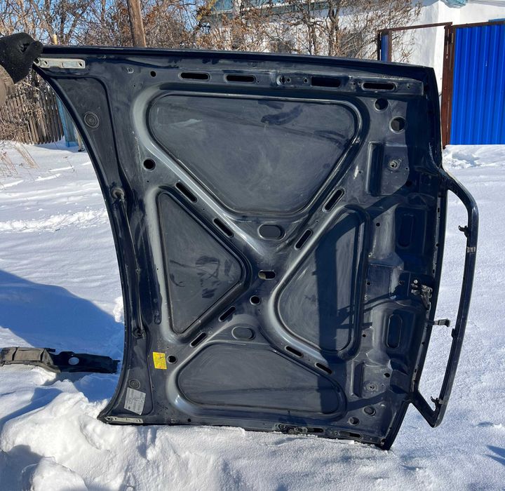 Продам капот ауди 80 б4 б/у