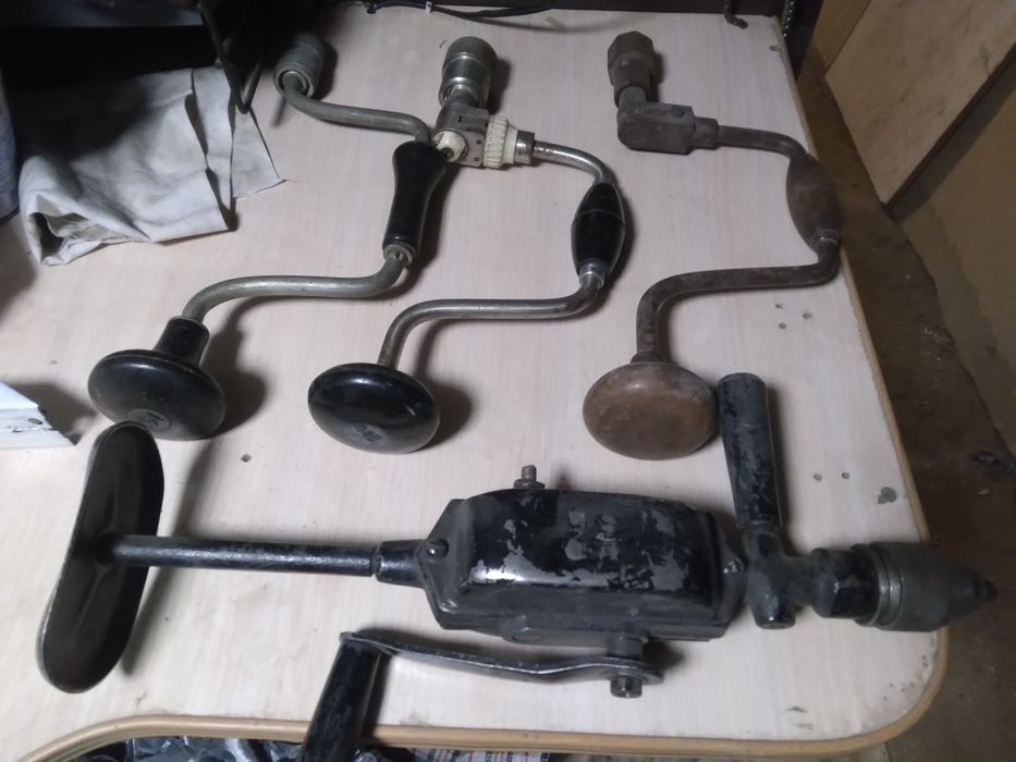 Продам коловорот.