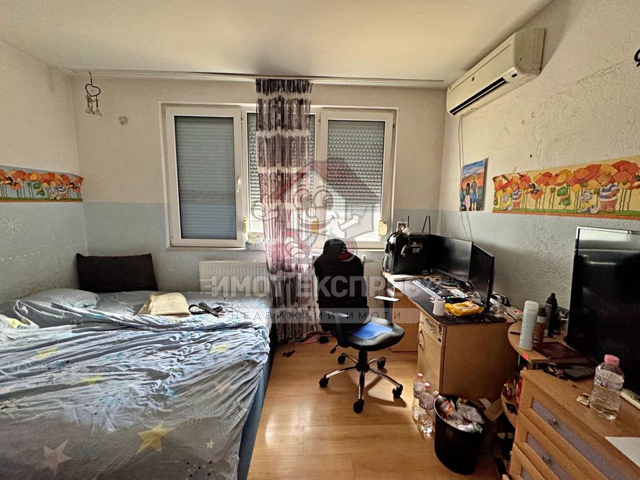 Продава се Етаж от къща в Асеновград - 160 кв.м за 1000 €/кв.м - Снимка #17