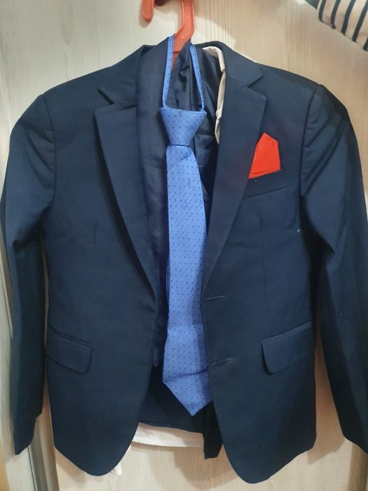 Kastyum-shim detskiy