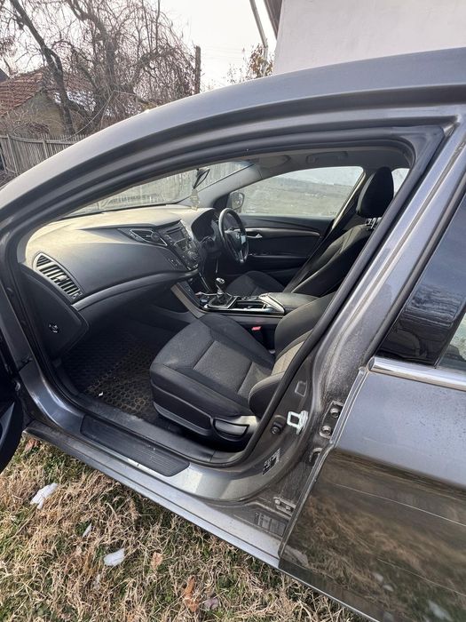 Dezmembrez Hyundai I 40