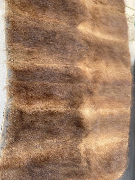 Шкурка норки отрезок