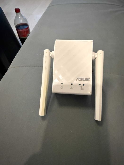 Repetor wireless ASUS RP-AC51