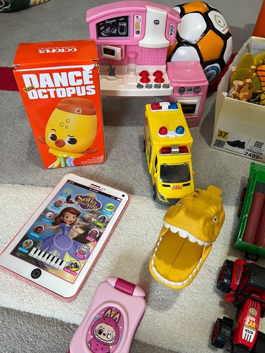 Продам игрушки для детей