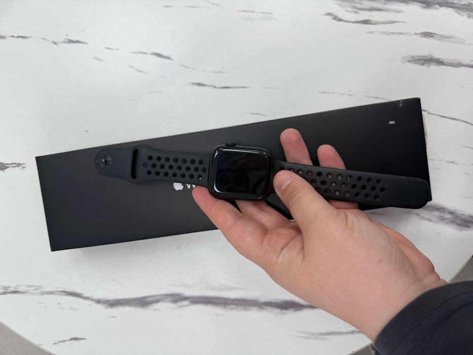 Apple Watch 7 series Nike /45 mm