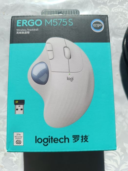 Мышка Logitech ERGO M575S оригинал с чехлом