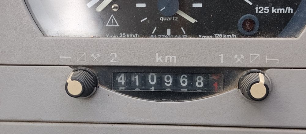 MAN 13. 224 Apicol