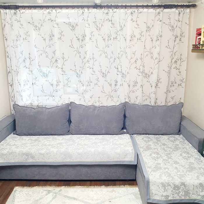 Продам диван 3 метра в отличном состоянии