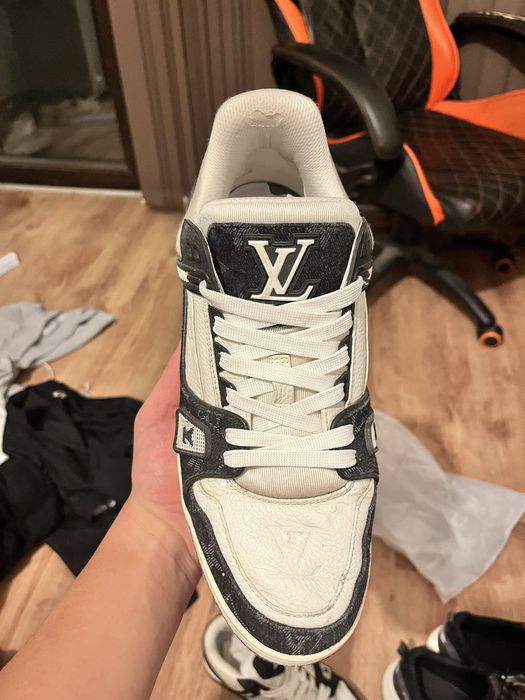 Louis Vuitton Sneakers