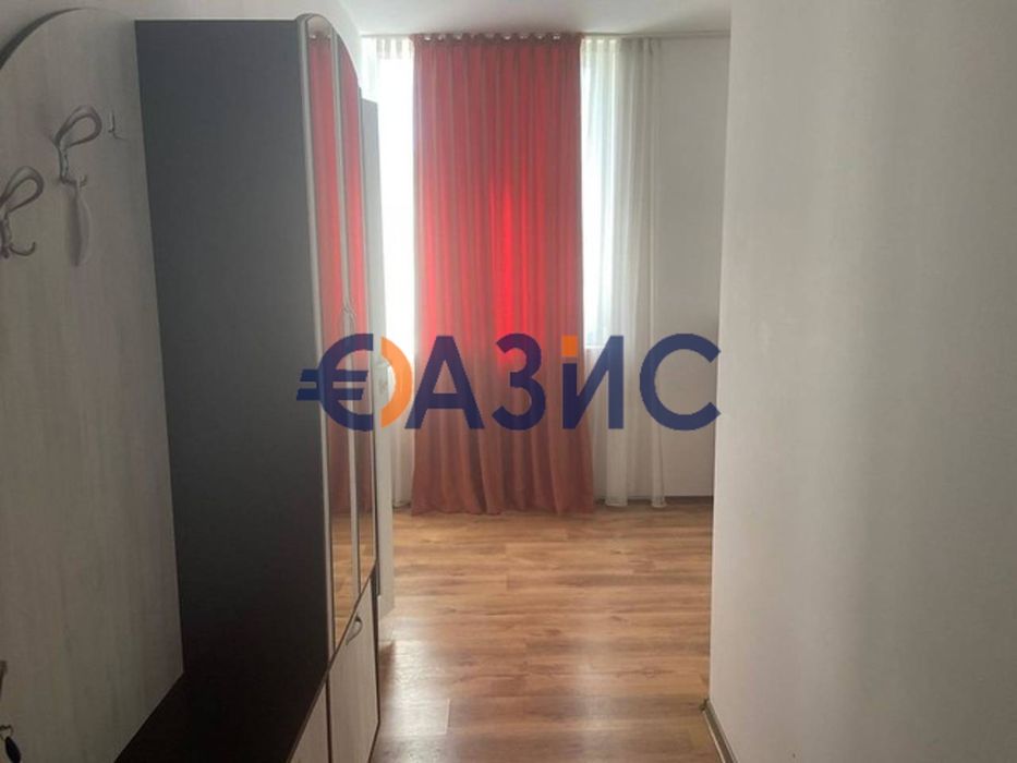 Продава се Двустаен апартамент в к.к. Слънчев бряг - 50 кв.м за 1550 €/кв.м - Снимка #10