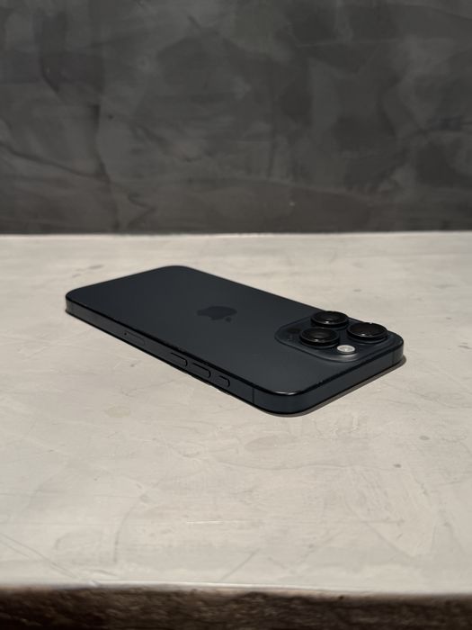 100% battery! КАТО НОВ Iphone 15 Pro Max Blue Titanium