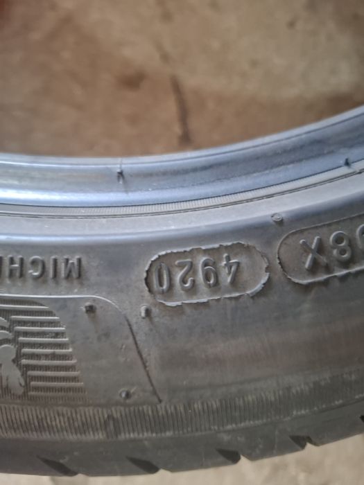 2 Летни гуми Мишелин 225/45/17 ДОТ20 7мм