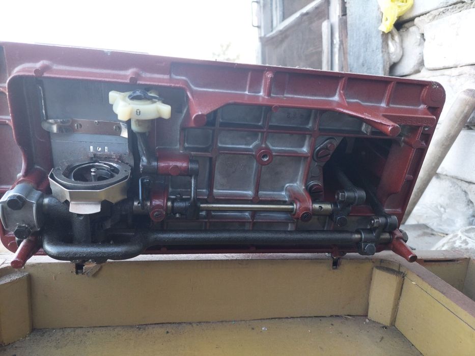 Продам швейные машины.