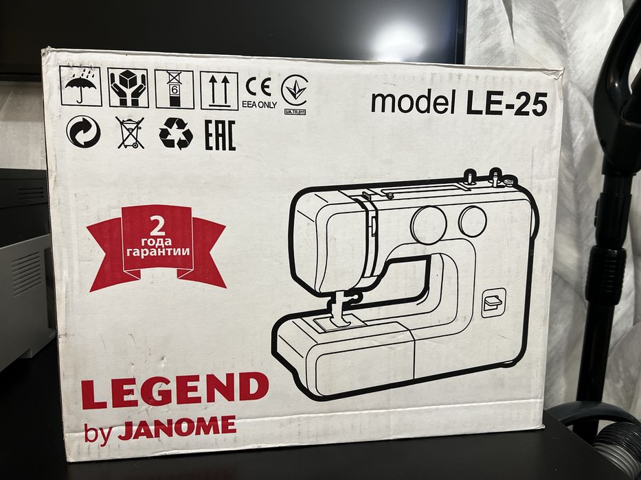 Швейная машина Janome Legend LE-25