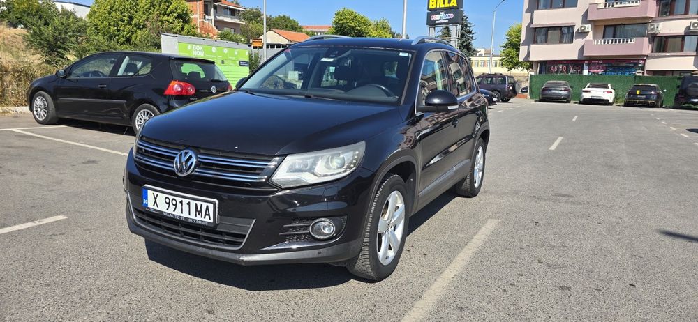 Автомобил  vw tiguan