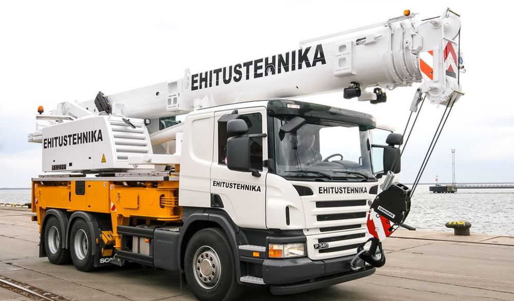 Dezmembrez macara Liebherr LTF 1035-3.1,LTF 1030-2.1,LTF1045-3.1–piese