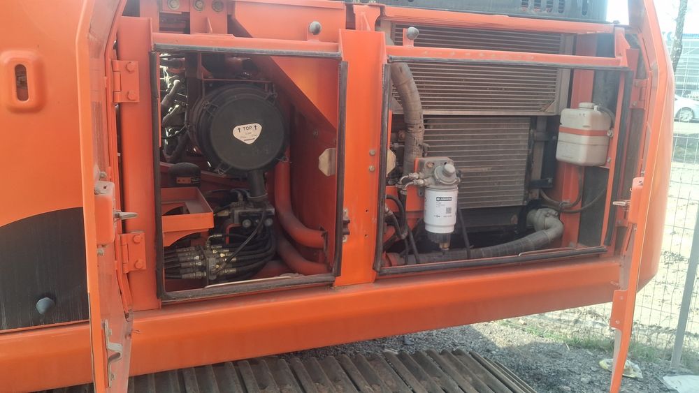 Гусеничный экскаватор Doosan