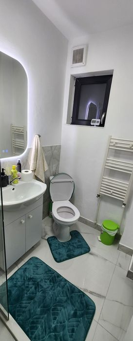 Garsoniera, etaj 1, centru