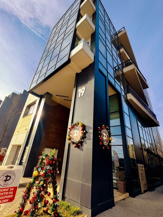 Продава се Офис в София, ПЗ Хладилника - 240 кв.м за 3125 €/кв.м - Снимка #1