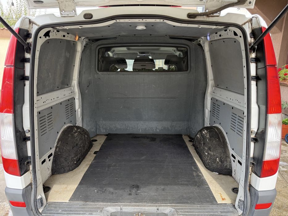 De vanzare ,Merceds vito 5+1