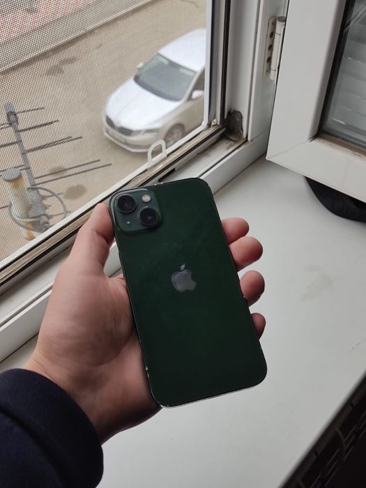 Айфон 13 сатылады