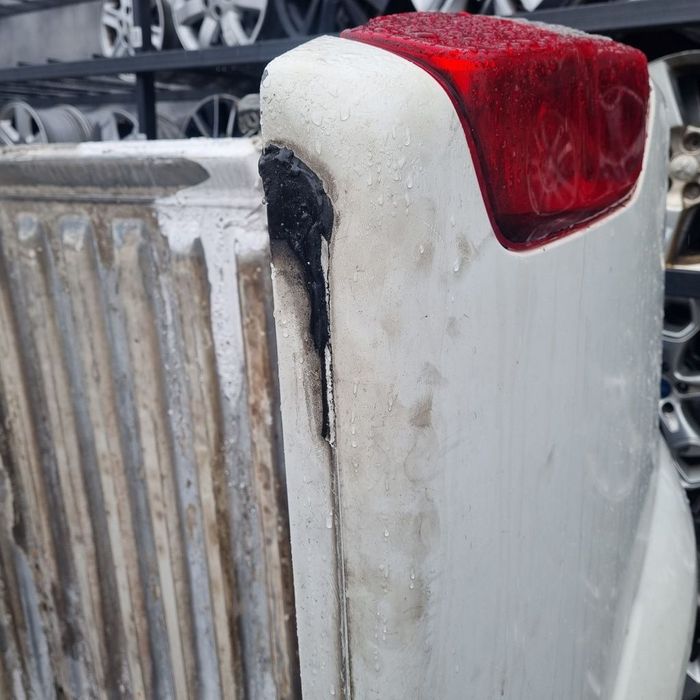 Bena Nissan Navara D40 Facelift 2010 - 2015 Super White 326 (1371)