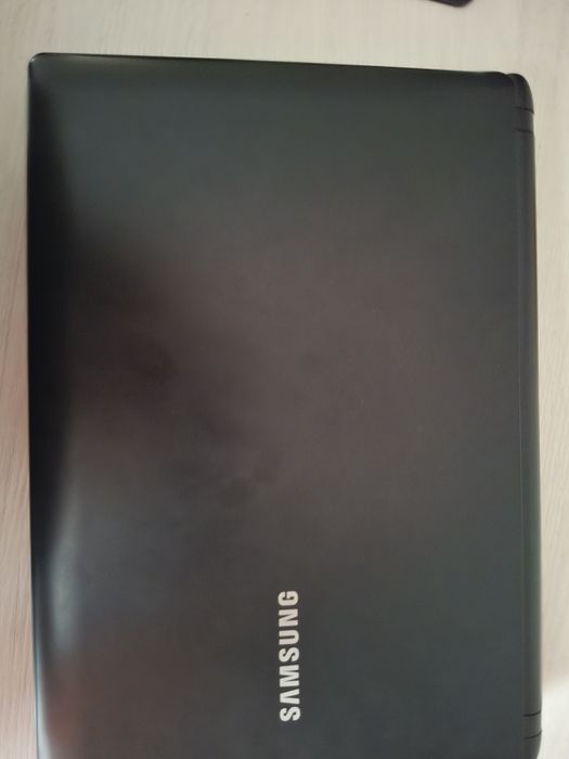 Продам ноутбук Samsung