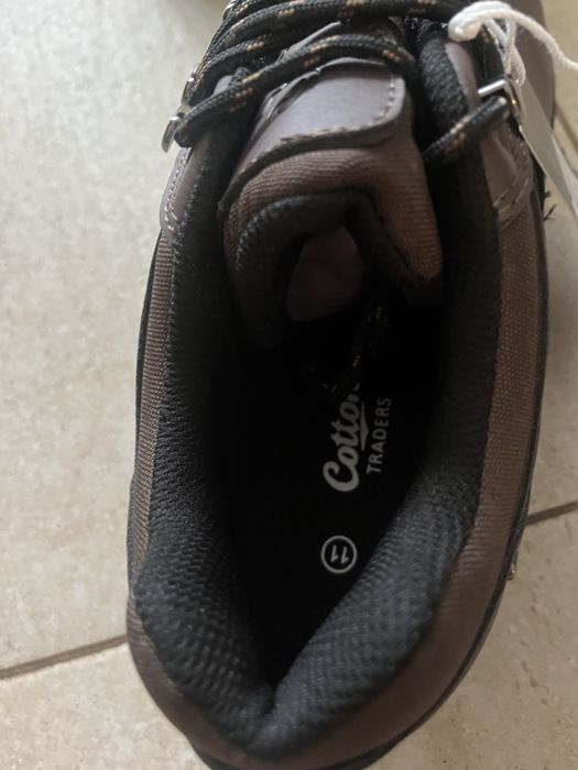 Нови обувки Cotton traders размер 45