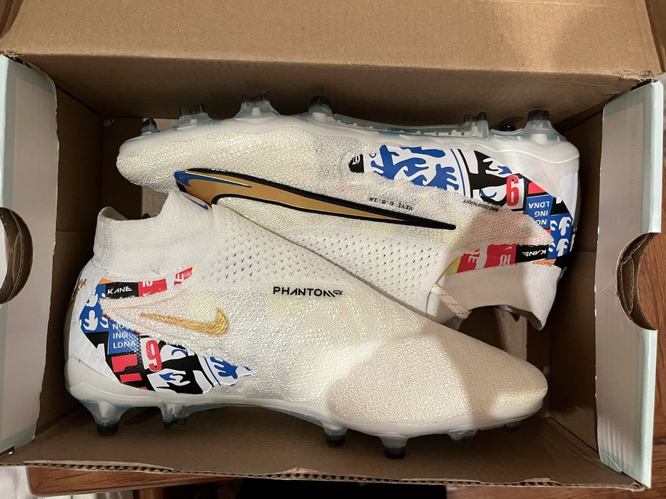 Бутсы футбольный сороконожки футзалки nike phantom adidas puma nocta