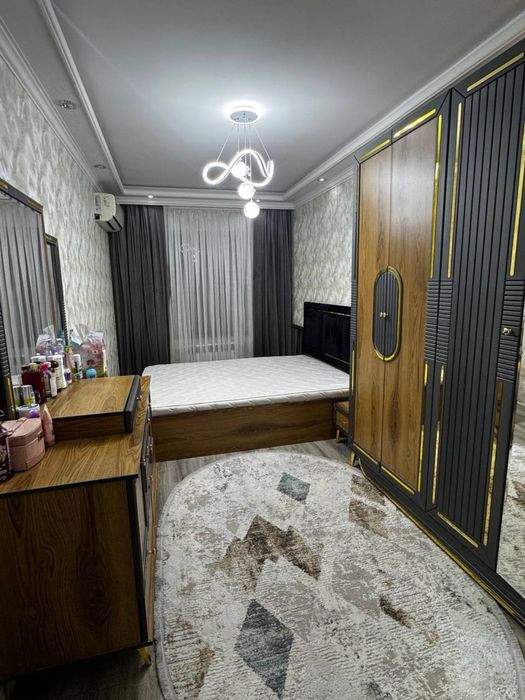 мирзо-улугбек феруза продается 4-х комнатная квартира