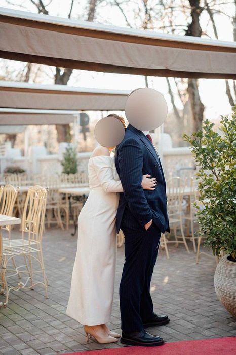 Rochie Mireasa Lunga si Dreapta - cu umerii goi