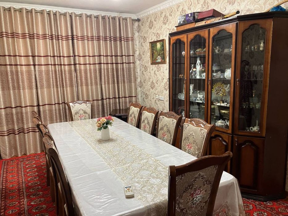 12 стульев со стульчиками