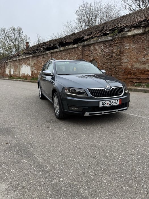 Skoda Octavia Scout 2.0 DSG 4X4