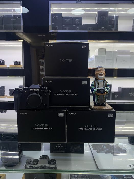 Fujifilm X-T5 (body/16-50/16-80/18-55)