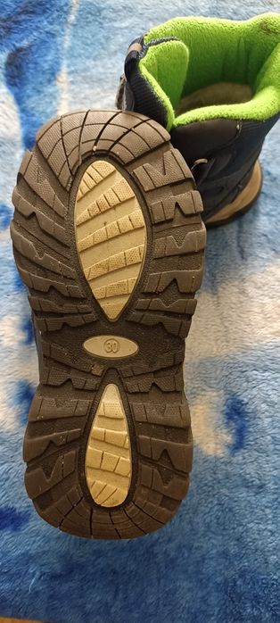Ботинки зимние р.30