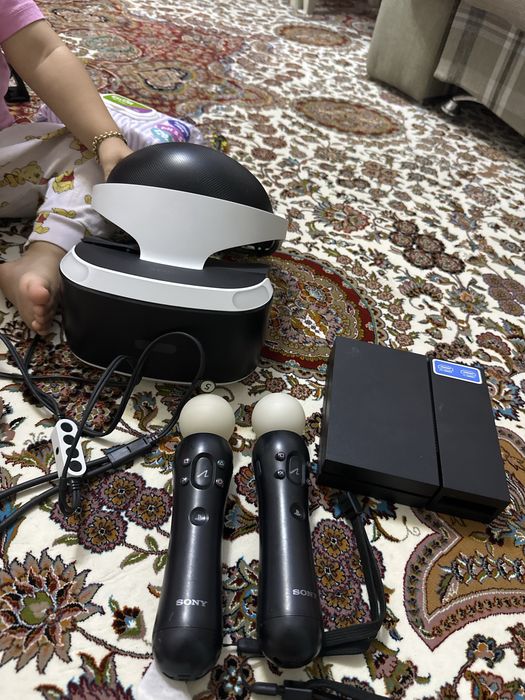 PS 4 slim , 1000 gb HDR и VR очки