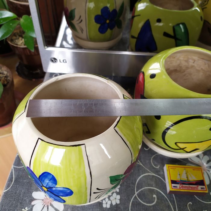 Керамические горшки для цветов